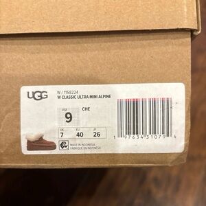 UGG Women’s Classic Ultra Mini Alpine Boots - Chestnut